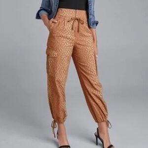 Venus Womens Pants Size 4 Orange Peach Brown Leopard Print Barrel Jeans
